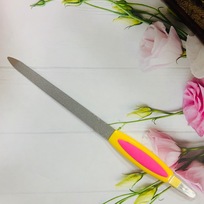 Пилка для ногтей металлическая с триммером на блистере Ultramarine - Радуга, цвет ручки микс,17см